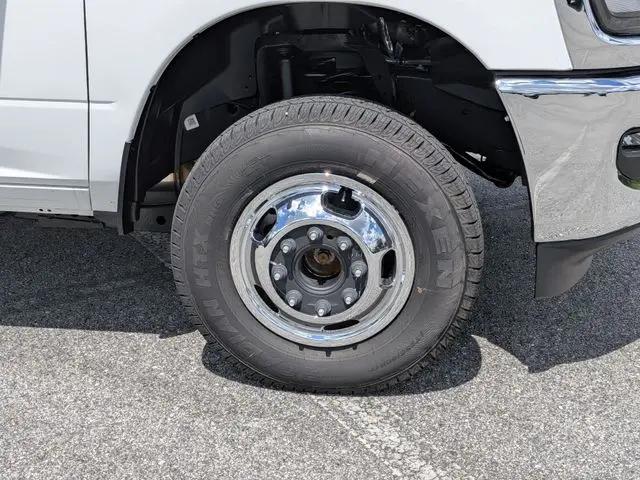 2026 Ram 3500 Tradesman/Big Horn