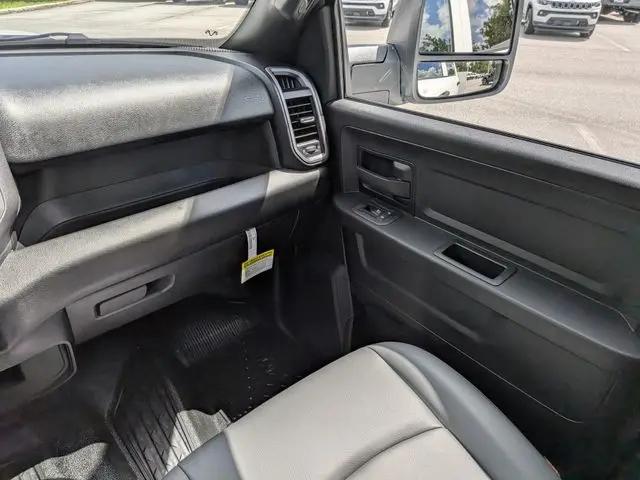 2026 Ram 3500 Tradesman/Big Horn