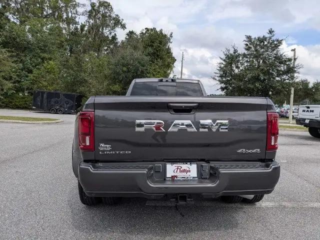 2026 Ram 3500 Limited Crew Cab 4x4 8 Box