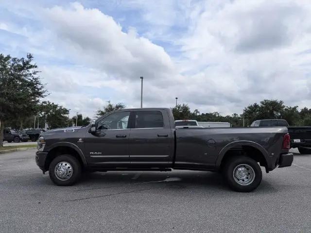 2026 Ram 3500 Limited Crew Cab 4x4 8 Box