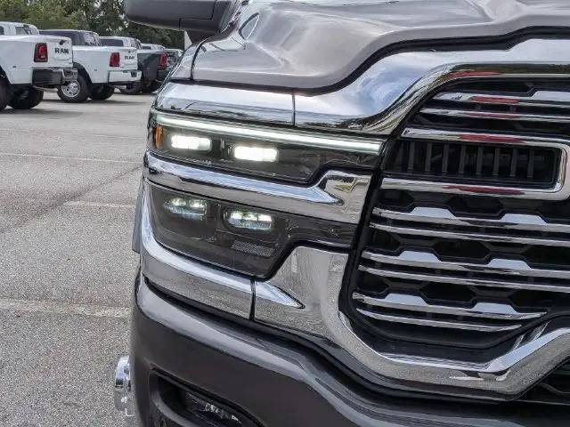 2026 Ram 3500 Limited Crew Cab 4x4 8 Box