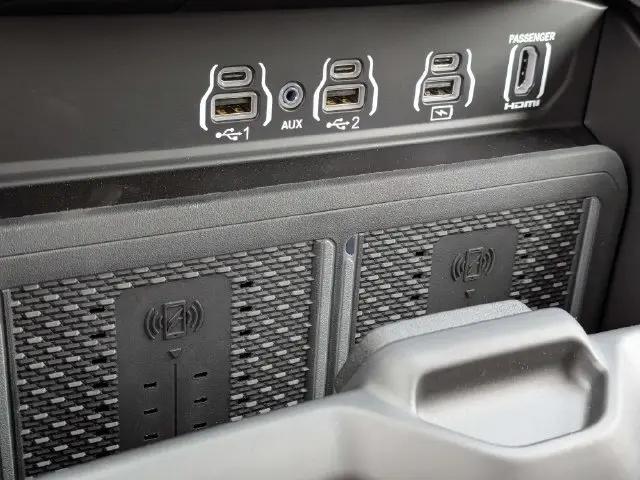 2026 Ram 3500 Limited Crew Cab 4x4 8 Box