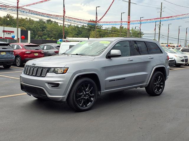 2020 Jeep Grand Cherokee Altitude 4x4 for sale in Woodhaven, MI
