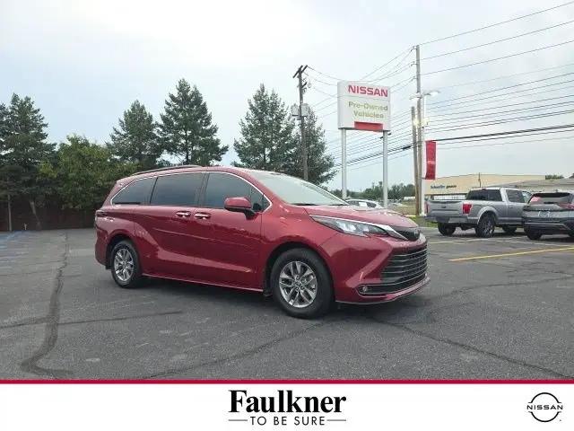 2026 Toyota Sienna XLE for sale in Harrisburg, PA