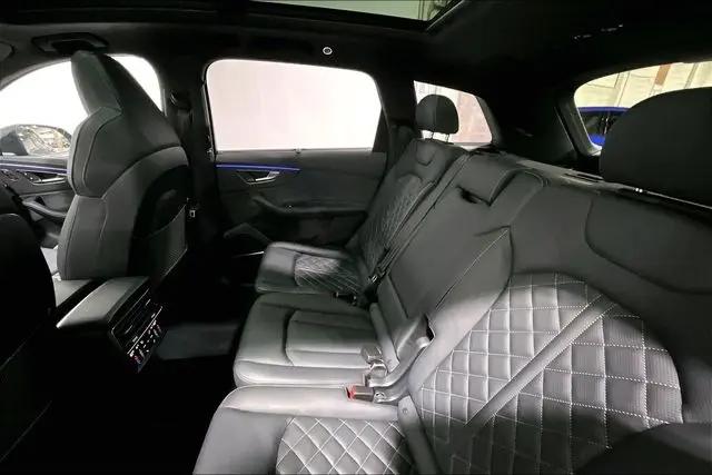 2026 Audi SQ7 Prestige TFSI quattro tiptronic
