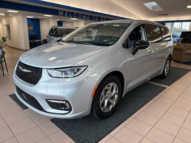 2024 Chrysler Pacifica Limited for sale in Elma, NY