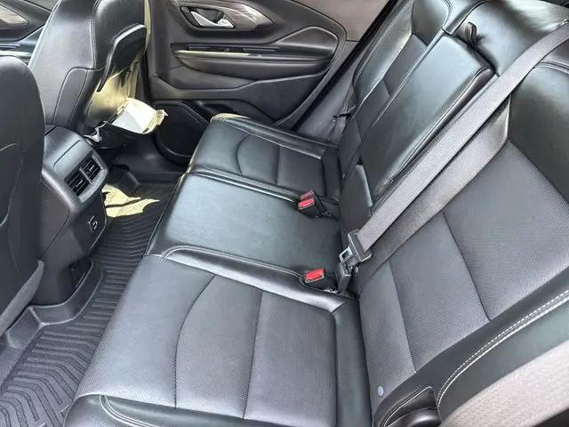 2023 GMC Terrain FWD SLT