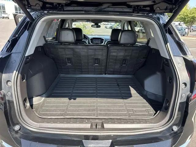 2023 GMC Terrain FWD SLT