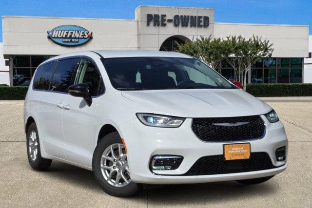 2024 Chrysler Pacifica Touring L for sale in Plano, TX
