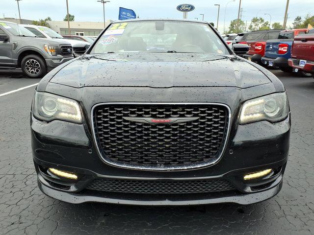 2022 Chrysler 300 S