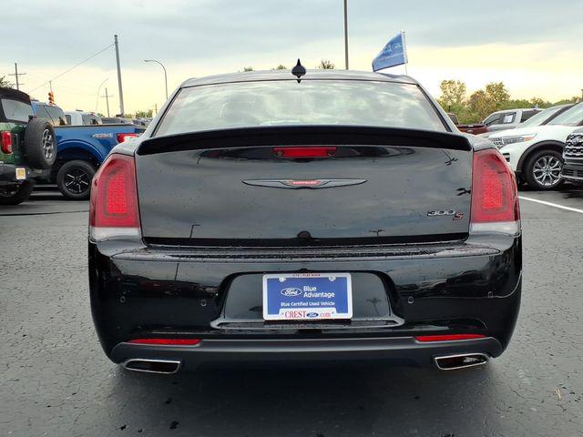 2022 Chrysler 300 S