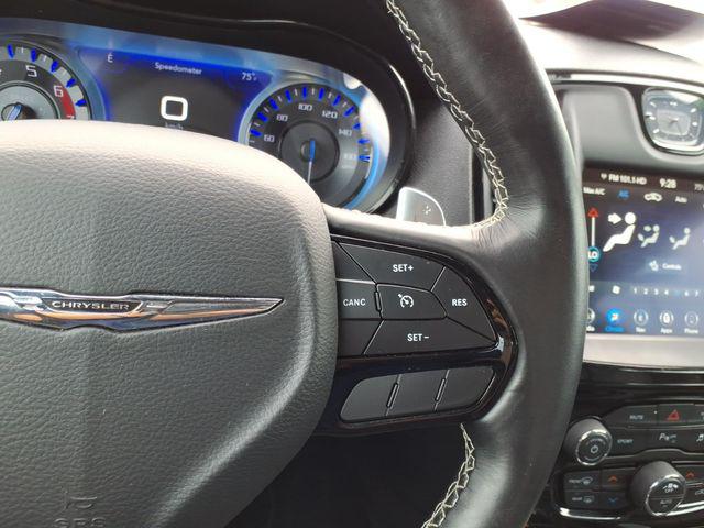 2022 Chrysler 300 S