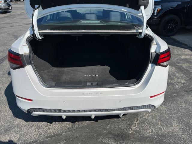 2024 Nissan Sentra SV Xtronic CVT
