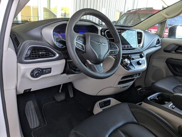 2023 Chrysler Pacifica Touring L AWD