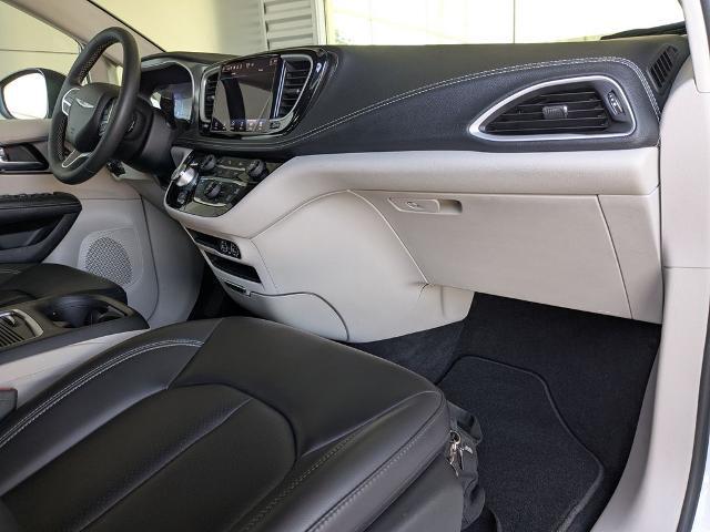2023 Chrysler Pacifica Touring L AWD