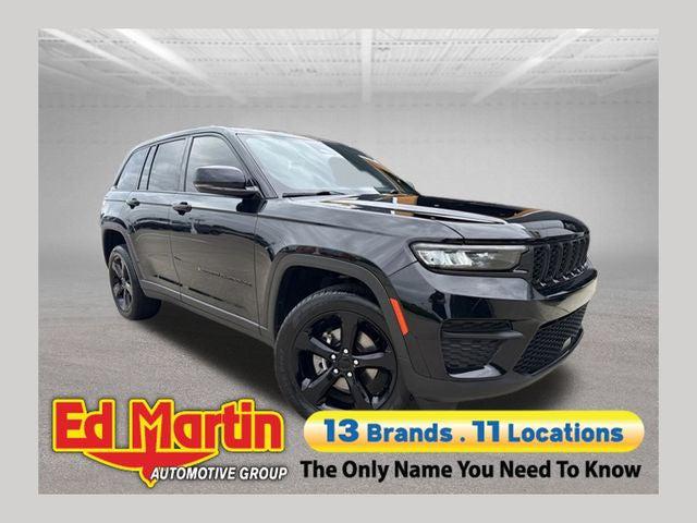 2023 Jeep Grand Cherokee Altitude 4x4 for sale in Anderson, IN