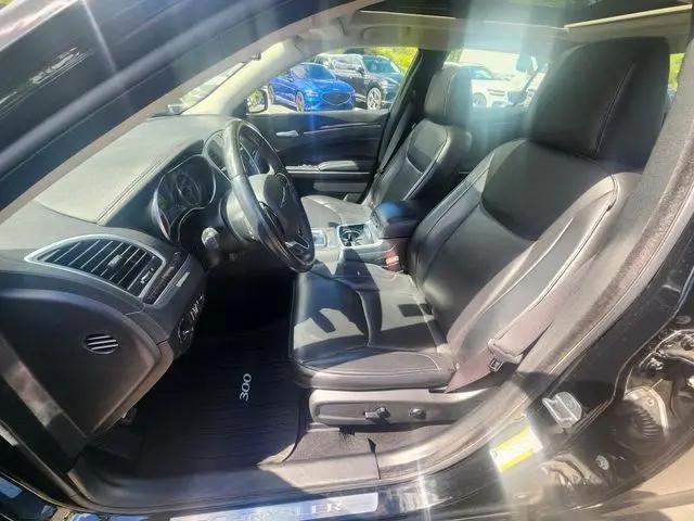 2019 Chrysler 300 Limited AWD