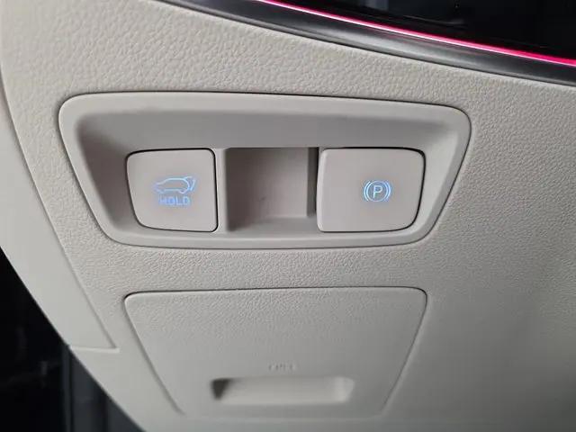 2025 Genesis GV70 3.5T AWD Sport