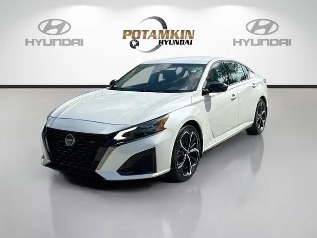 2024 Nissan Altima SR FWD for sale in Hialeah, FL