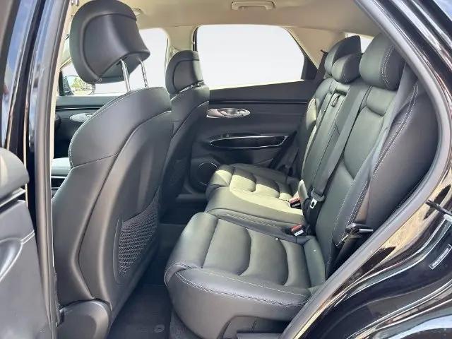 2025 Genesis GV70 2.5T AWD