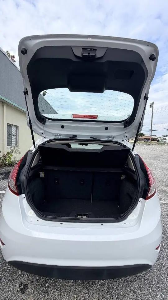2015 Ford Fiesta SE