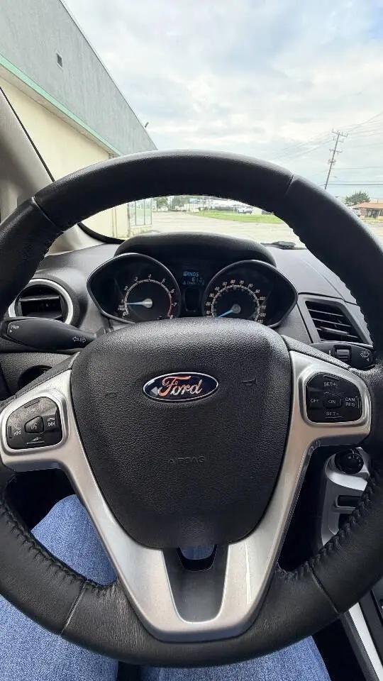 2015 Ford Fiesta SE