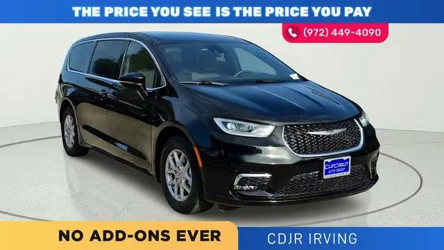 2025 Chrysler Pacifica Select for sale in Irving, TX