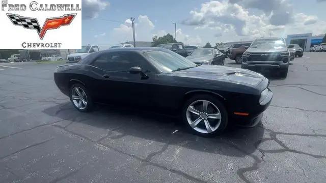 2015 Dodge Challenger SXT