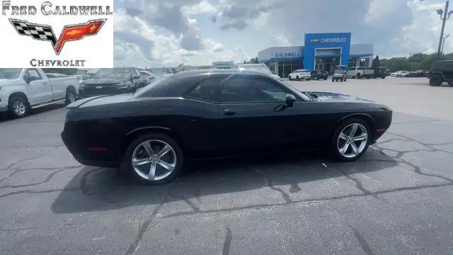 2015 Dodge Challenger SXT