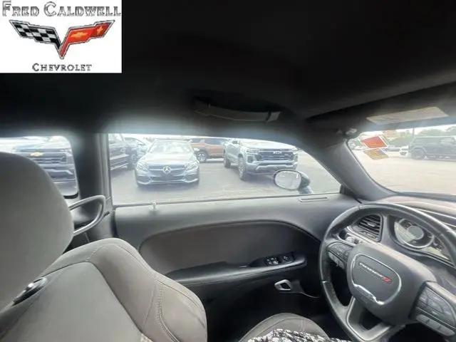 2015 Dodge Challenger SXT