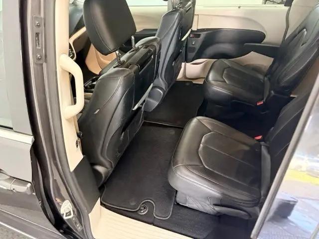 2018 Chrysler Pacifica Touring L Plus