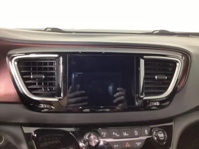 2019 Chrysler Pacifica 35th Anniversary Touring L Plus