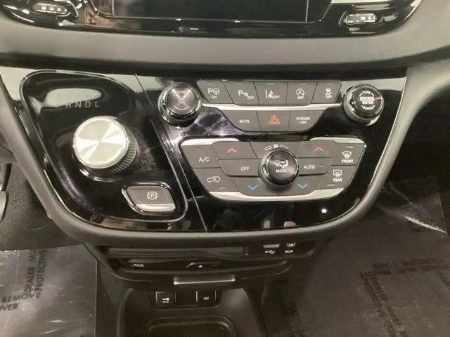 2019 Chrysler Pacifica 35th Anniversary Touring L Plus