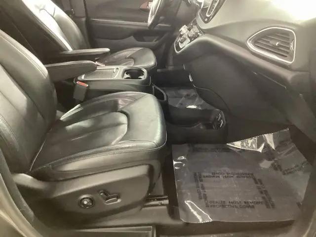 2019 Chrysler Pacifica 35th Anniversary Touring L Plus