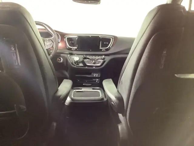2019 Chrysler Pacifica 35th Anniversary Touring L Plus