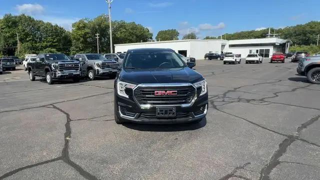 2024 GMC Terrain AWD SLE