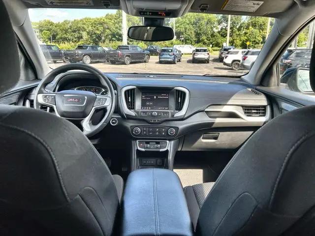 2024 GMC Terrain AWD SLE