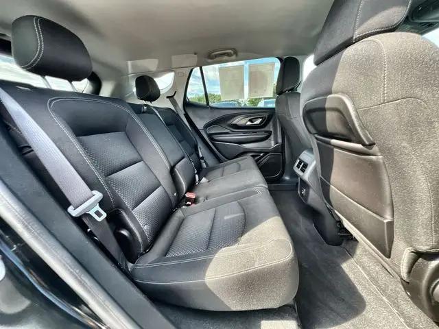 2024 GMC Terrain AWD SLE