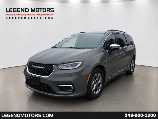 2023 Chrysler Pacifica Limited for sale in Waterford, MI