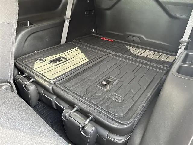 2021 GMC Acadia AWD Denali