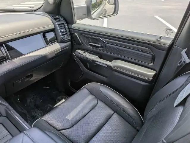 2025 Ram 1500 Limited Crew Cab 4x4 57 Box