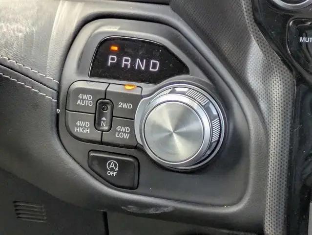 2025 Ram 1500 Limited Crew Cab 4x4 57 Box