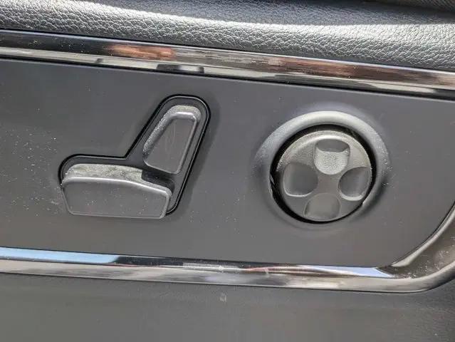 2025 Ram 1500 Limited Crew Cab 4x4 57 Box