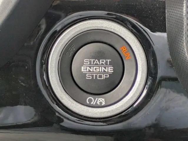 2025 Ram 1500 Limited Crew Cab 4x4 57 Box