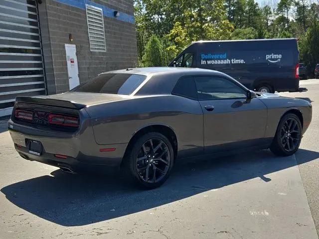2022 Dodge Challenger SXT