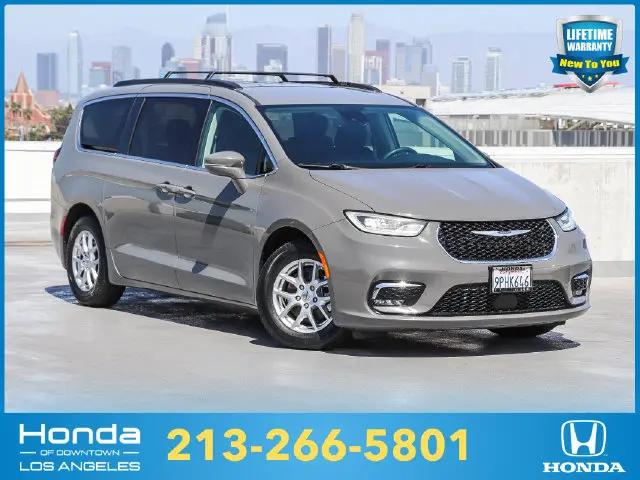 2022 Chrysler Pacifica Touring L for sale in Los Angeles, CA