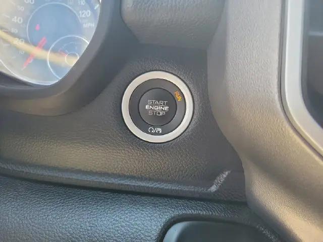 2020 Ram 1500 Big Horn Crew Cab 4x4 57 Box