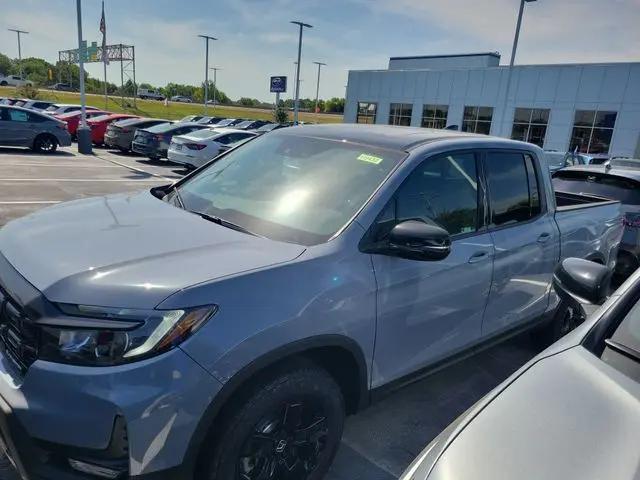 2026 Honda Ridgeline Black Edition Two-Tone