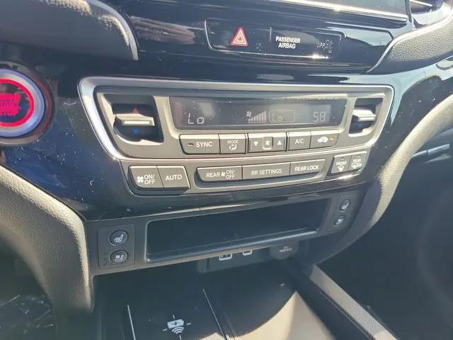 2026 Honda Ridgeline Black Edition Two-Tone