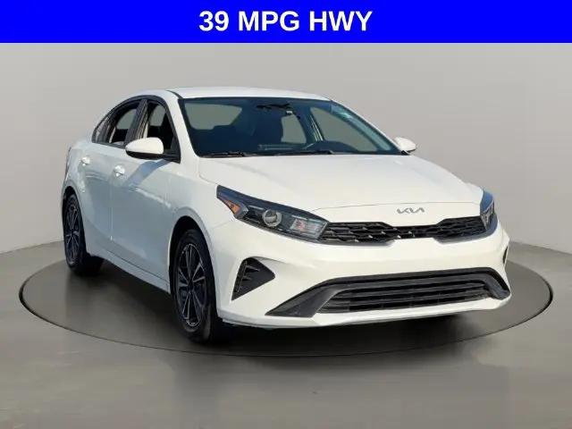 2024 Kia Forte LXS for sale in Marshfield, MO